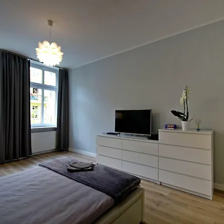 Paderewskiego 12m2 Apartmán *