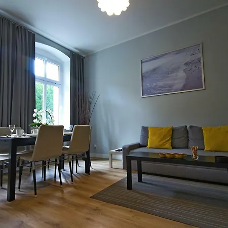 Paderewskiego 12m2 * Svinoústí