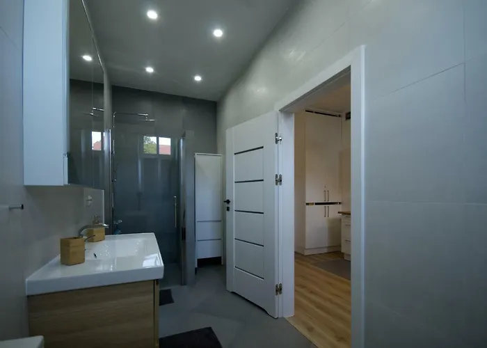 아파트 Paderewskiego 12m2 *